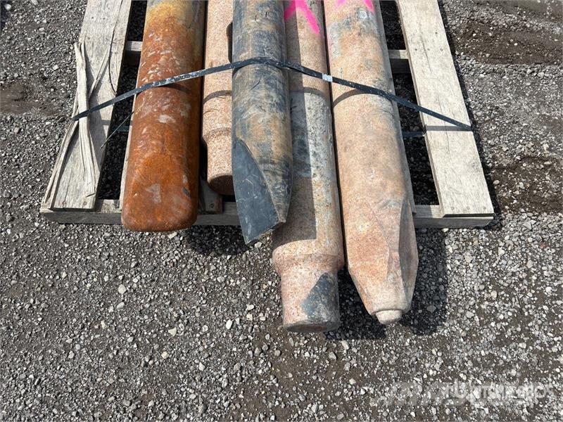 Quantity of Assorted Breaker Bits Drugi deli