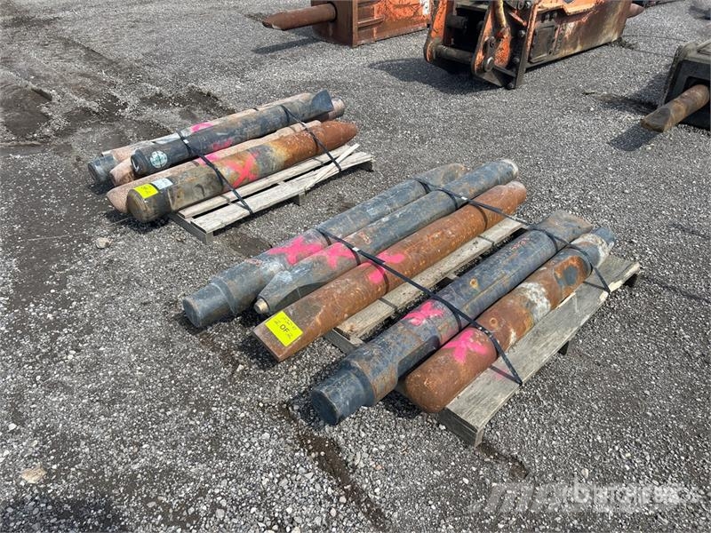 Quantity of Assorted Breaker Bits Drugi deli