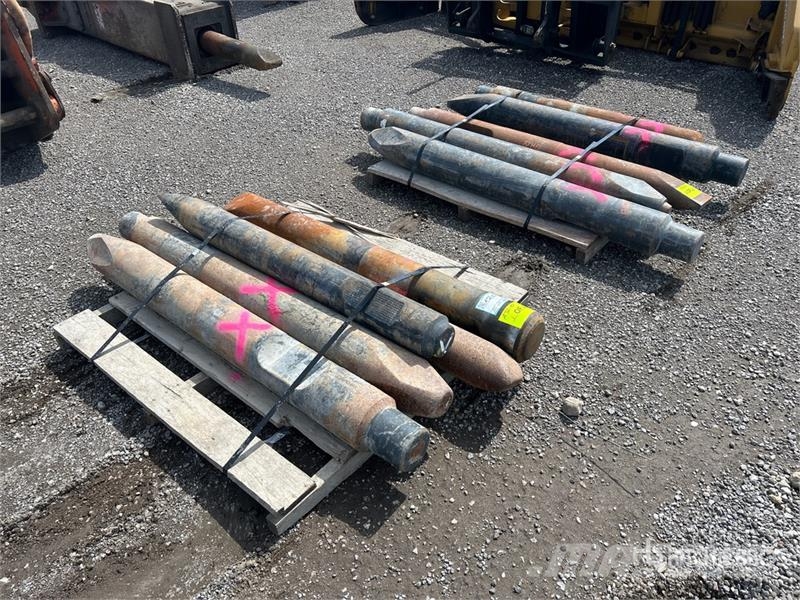Quantity of Assorted Breaker Bits Drugi deli