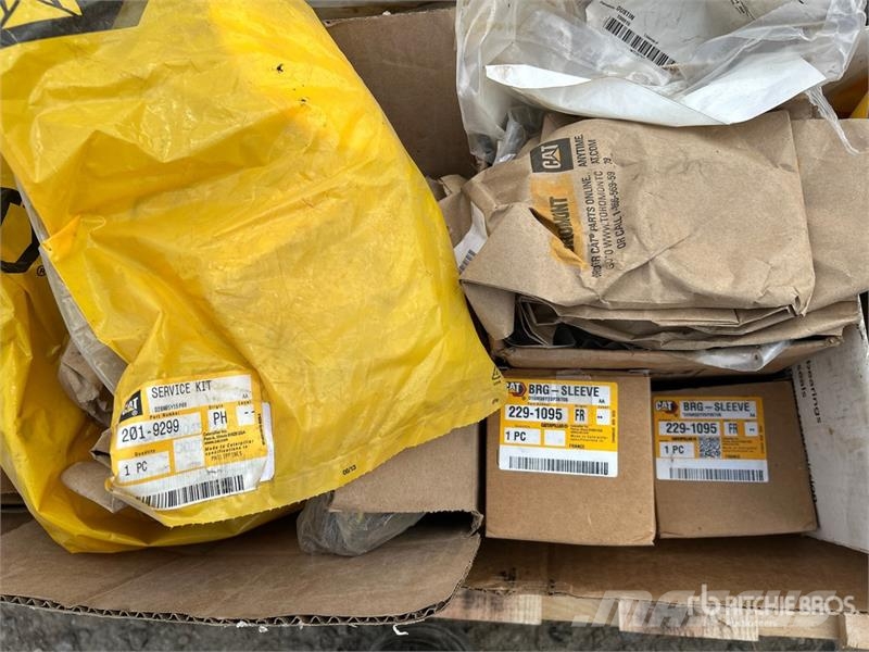 Quantity of Assorted CAT Parts Drugi deli