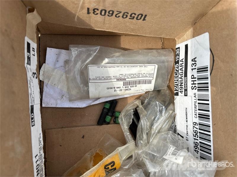 Quantity of Assorted CAT Parts Drugi deli