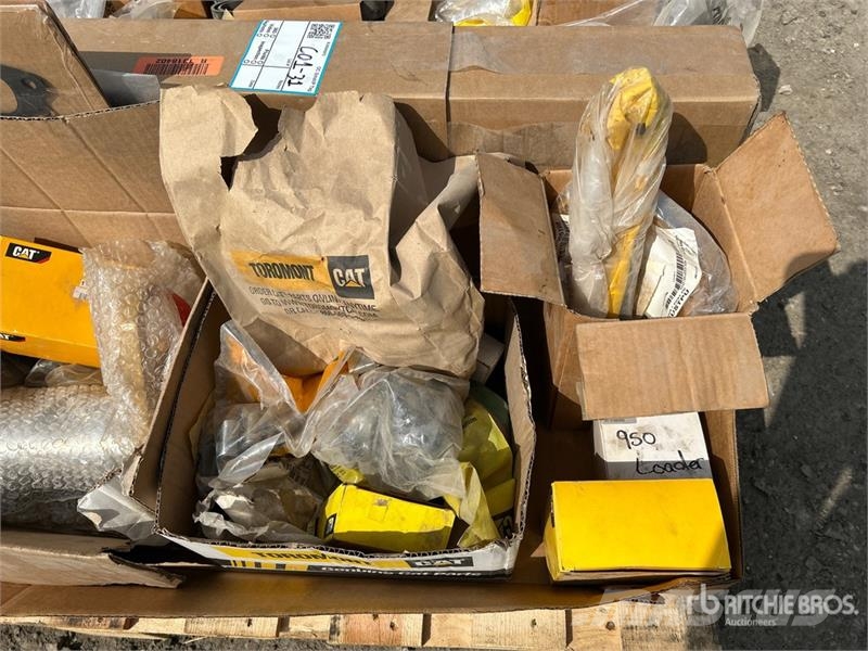 Quantity of Assorted CAT Parts Drugi deli