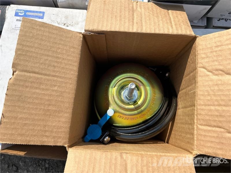 Quantity of Assorted Cabin/Air/Oil Filters Drugi deli