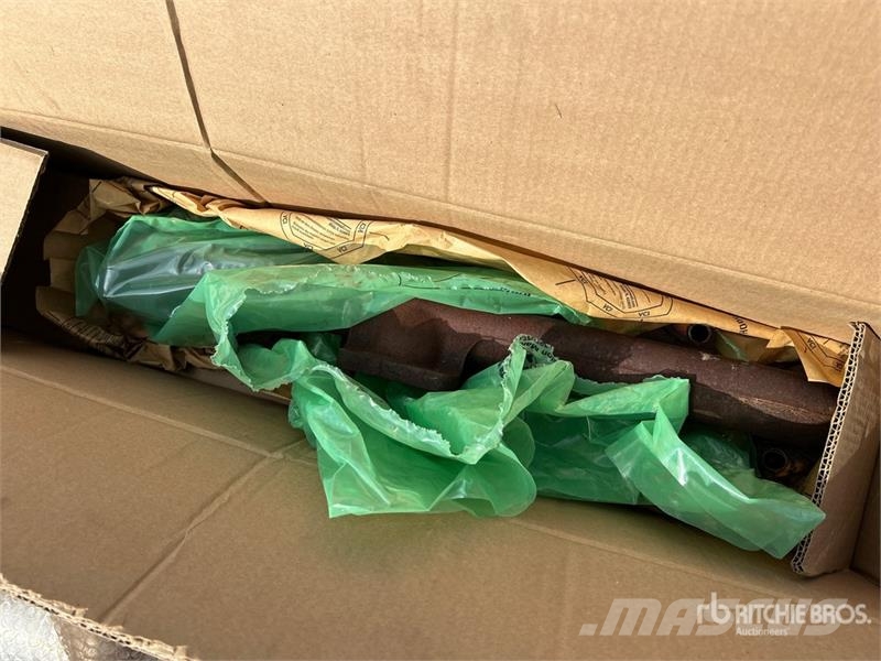 Quantity of Assorted CAT Parts Drugi deli