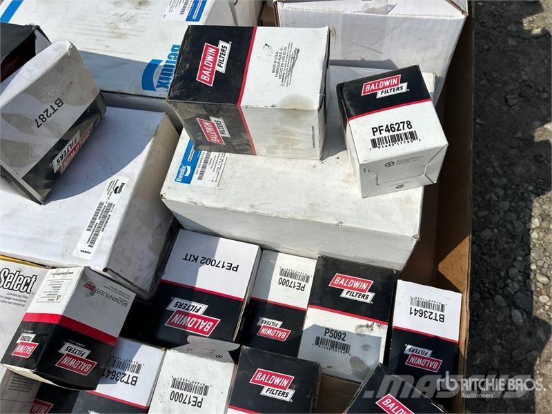 Quantity of Assorted Cabin/Air/Oil Filters Drugi deli