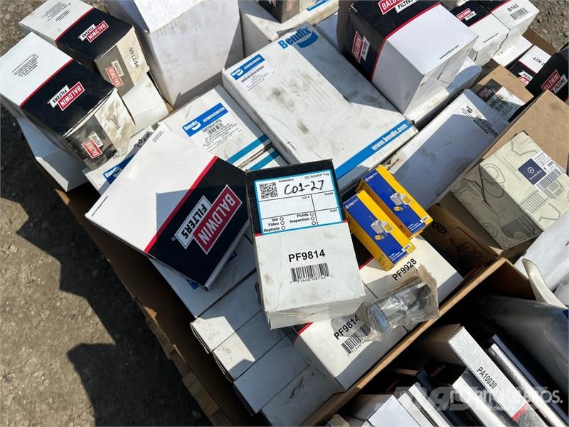 Quantity of Assorted Cabin/Air/Oil Filters Drugi deli