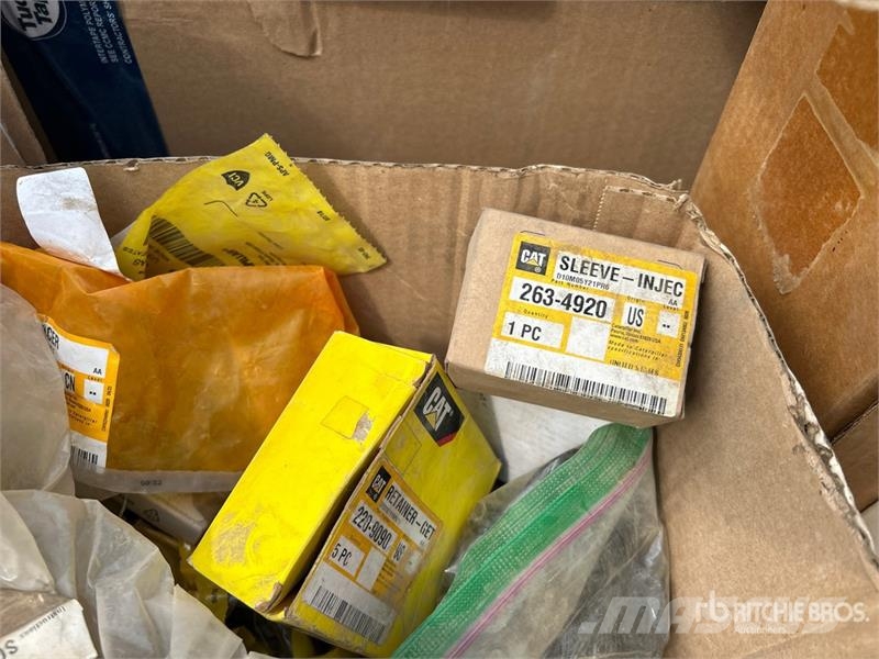 Quantity of Assorted CAT Parts Drugi deli