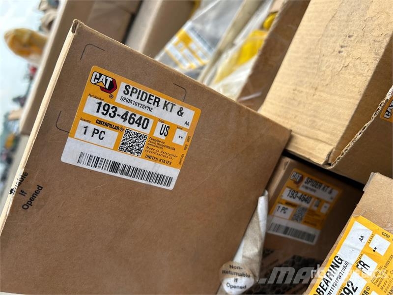 Quantity of Assorted CAT Parts Drugi deli