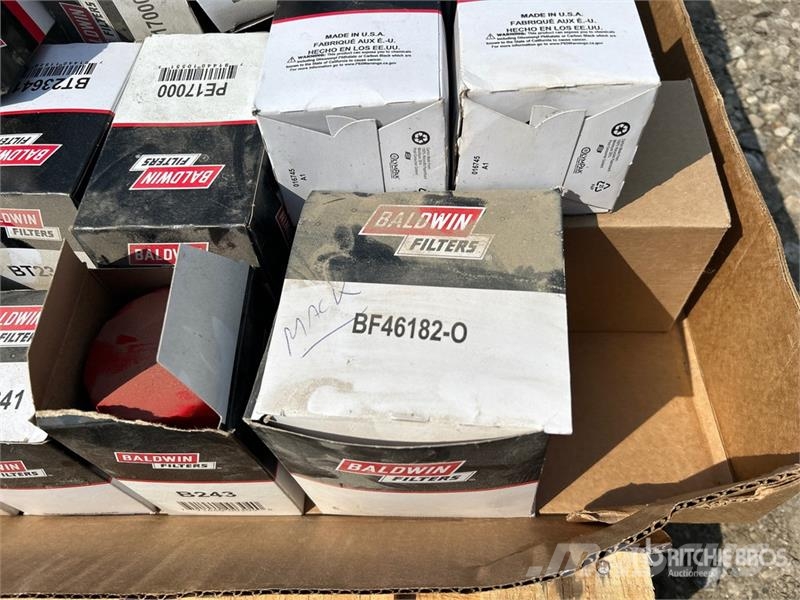Quantity of Assorted Cabin/Air/Oil Filters Drugi deli
