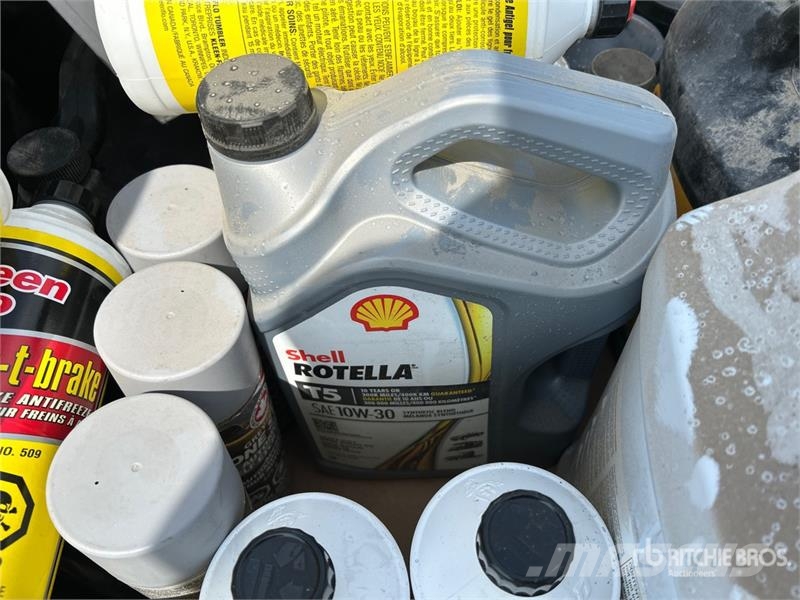 Quantity of Assorted Fluids Drugi deli