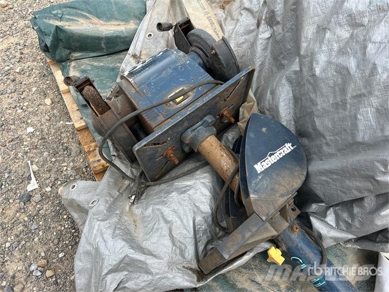 Quantity of Assorted Hand Tools Drugi deli