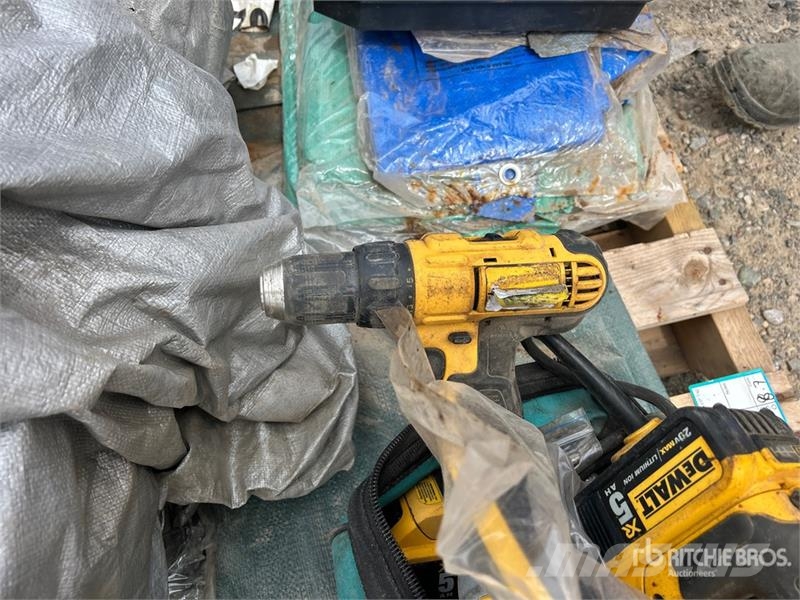 Quantity of Assorted Hand Tools Drugi deli