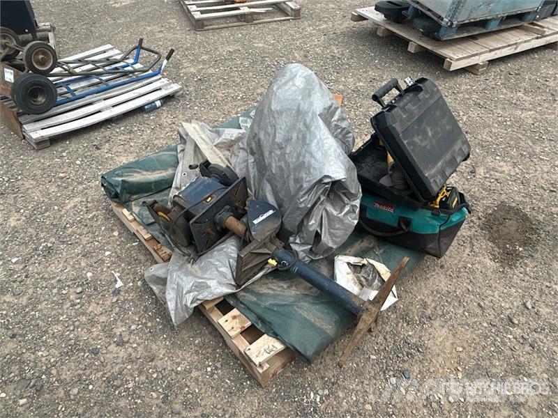 Quantity of Assorted Hand Tools Drugi deli