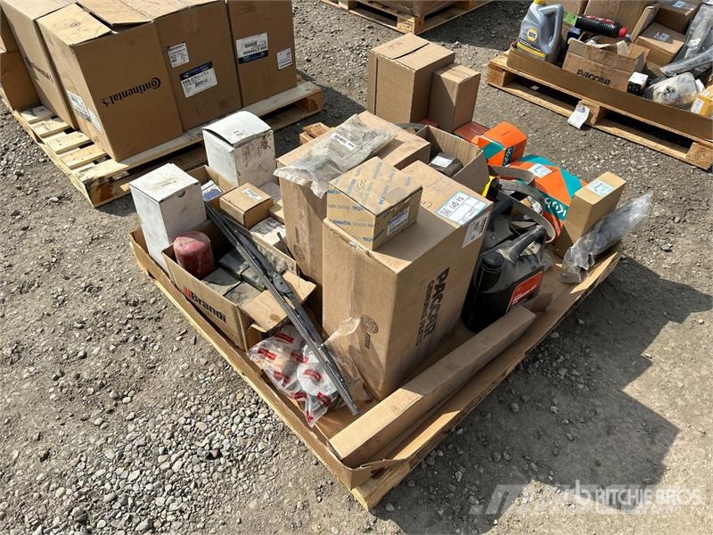  Quantity of Assorted Parts Drugi deli