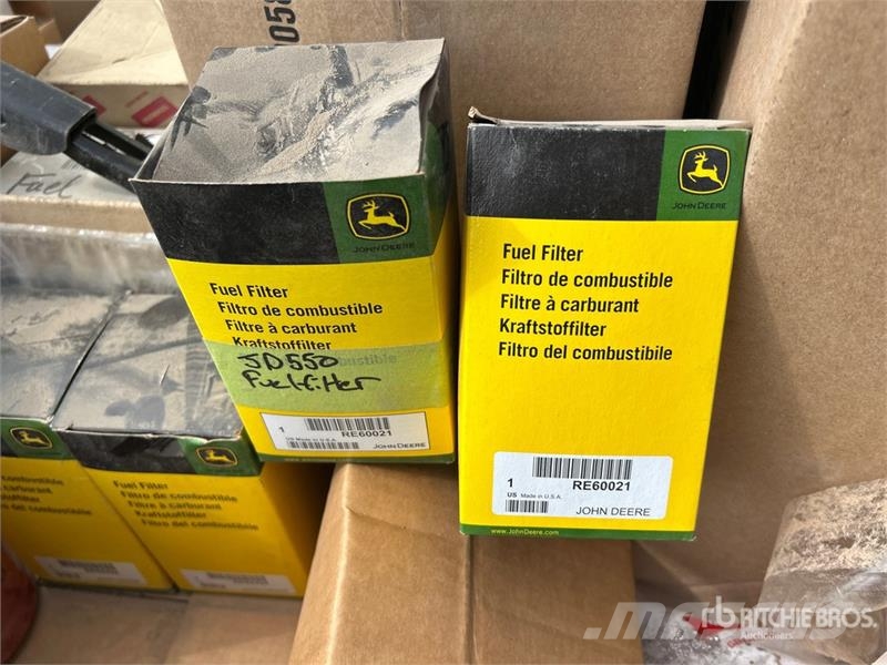  Quantity of Assorted Parts Drugi deli