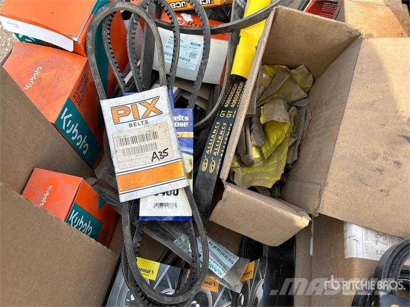  Quantity of Assorted Parts Drugi deli