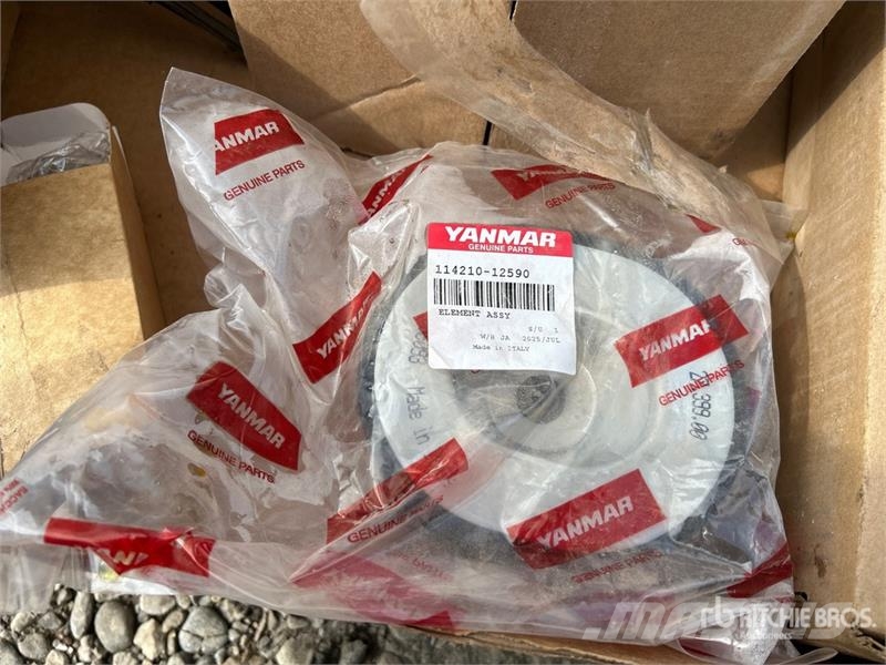  Quantity of Assorted Parts Drugi deli
