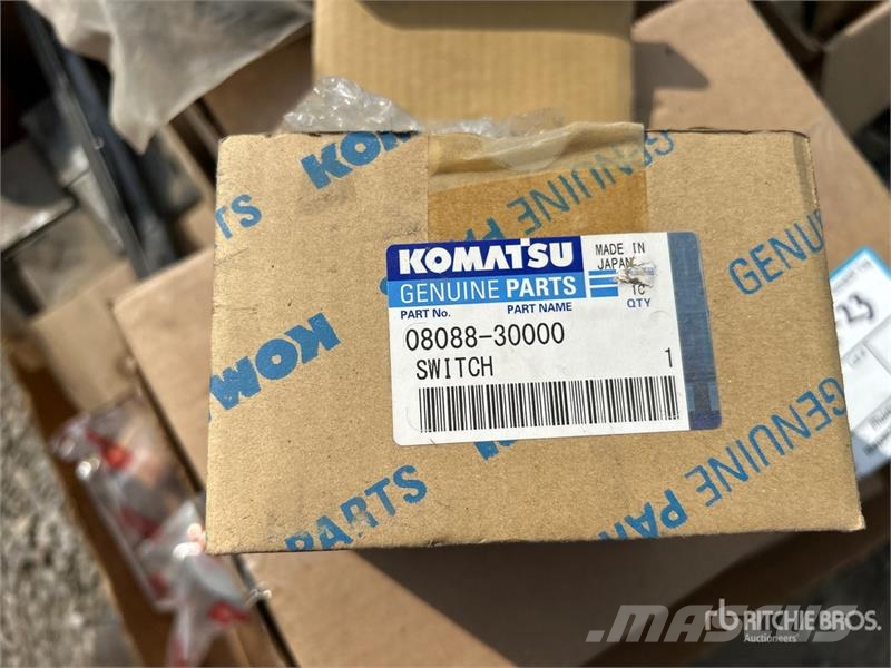  Quantity of Assorted Parts Drugi deli