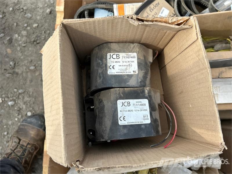  Quantity of Assorted Parts Drugi deli