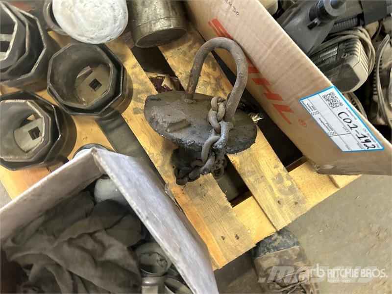 Quantity of Assorted Sockets, Drill Bits, Power To Inne akcesoria