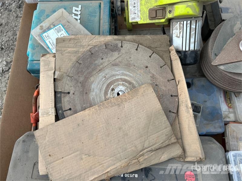  Quantity of Assorted Tools Other components