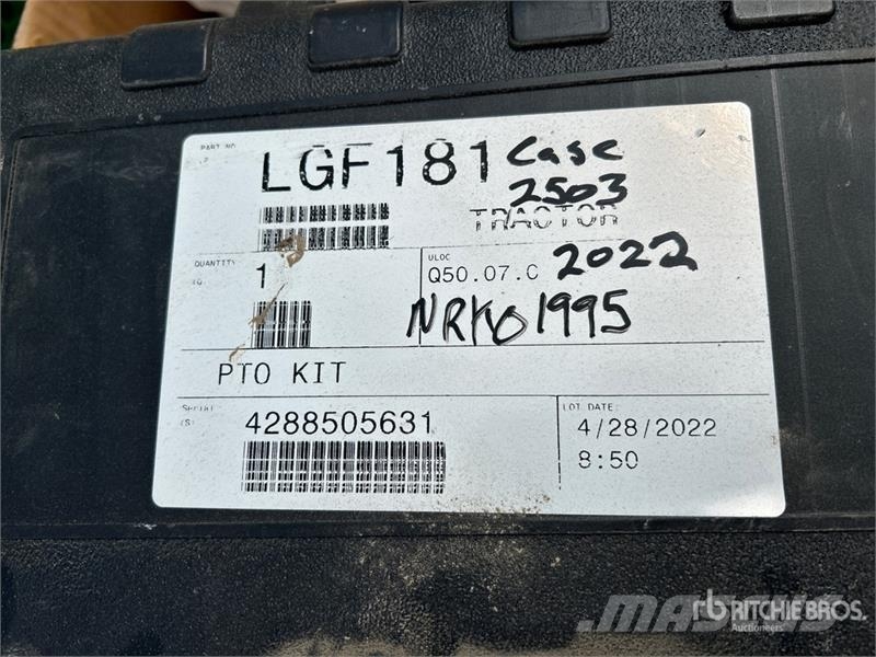 Quantity of Assorted Truck Parts/Accessories Transportes - Outros