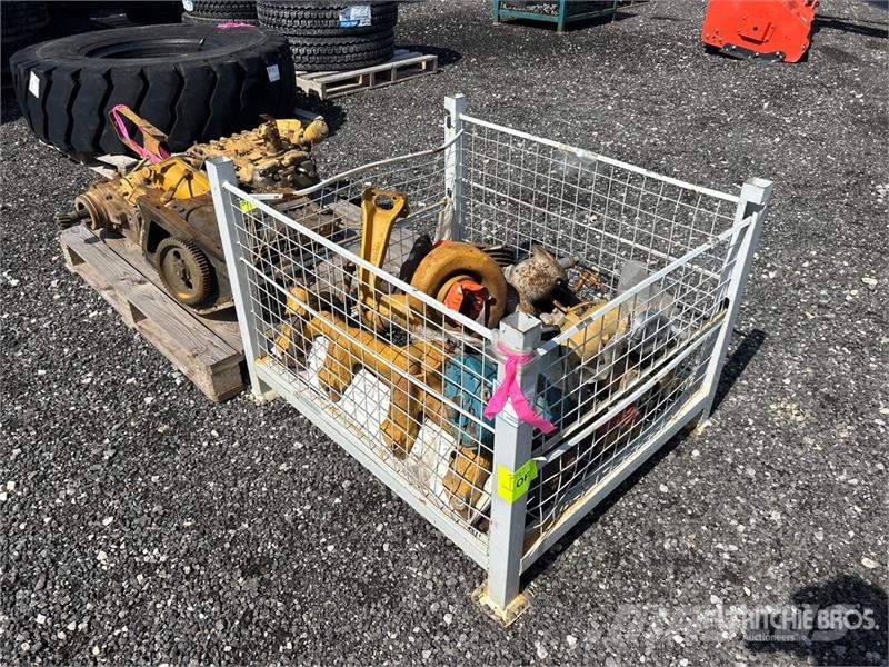 Quantity of Assorted Truck Engine Parts Transportes - Outros