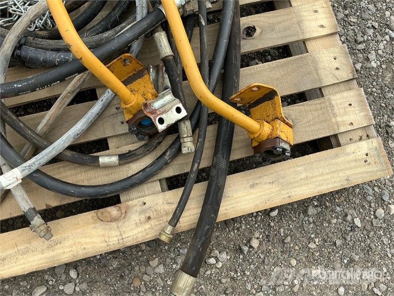 Quantity of Auxiliary Hydraulic Lines Drugi deli