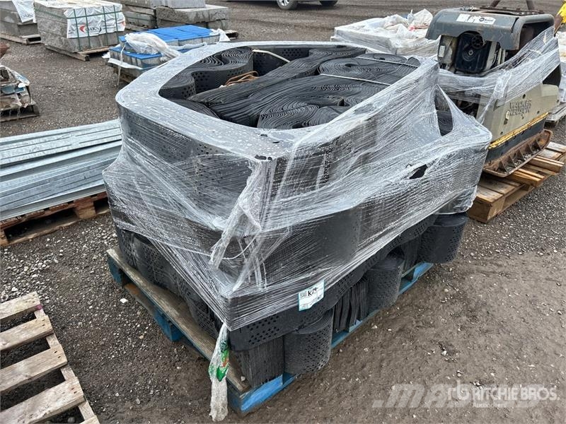 Quantity of Black Mesh Screening (Unused) Drugi deli