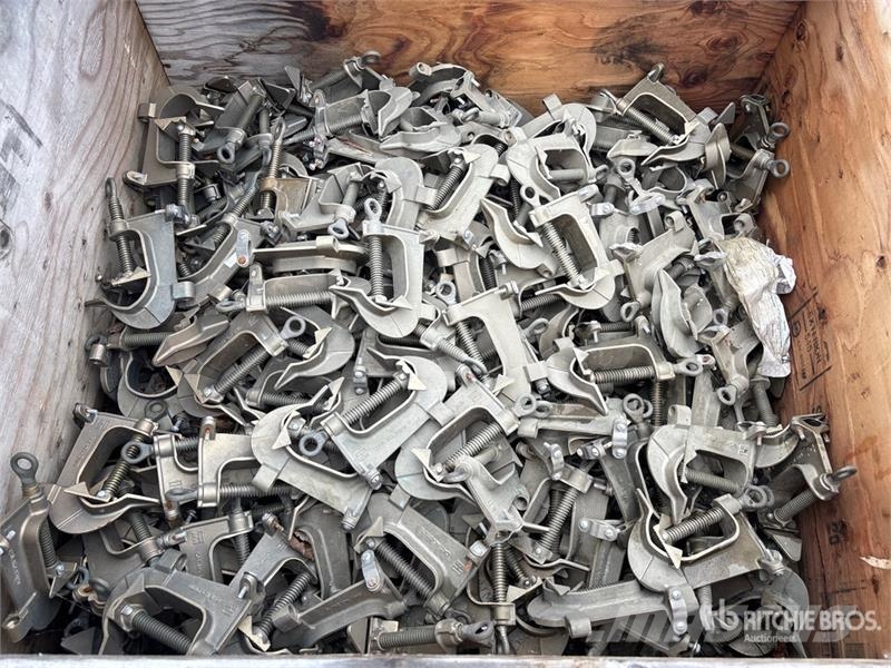  Quantity of C-Clamps Drugi deli