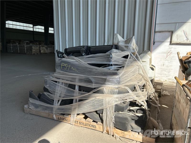 Quantity of Car Seats Ostale kargo komponente