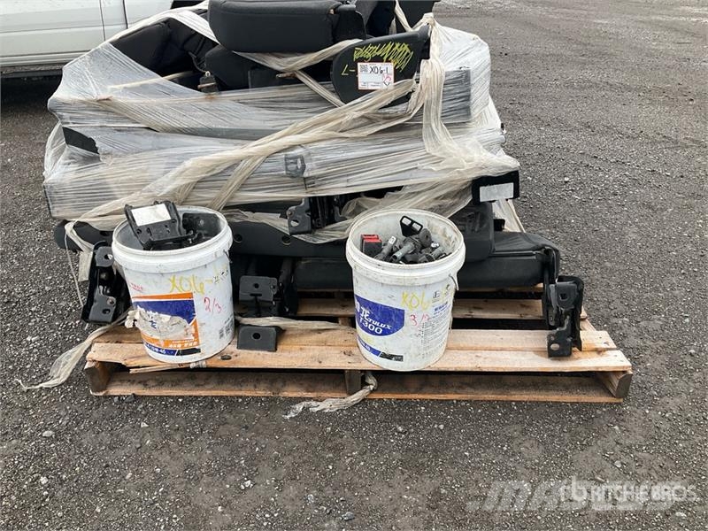 Quantity of Car Seats Ostale kargo komponente