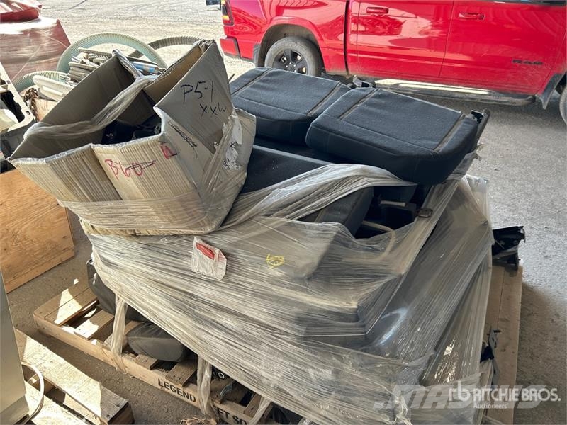 Quantity of Car Seats Ostale kargo komponente