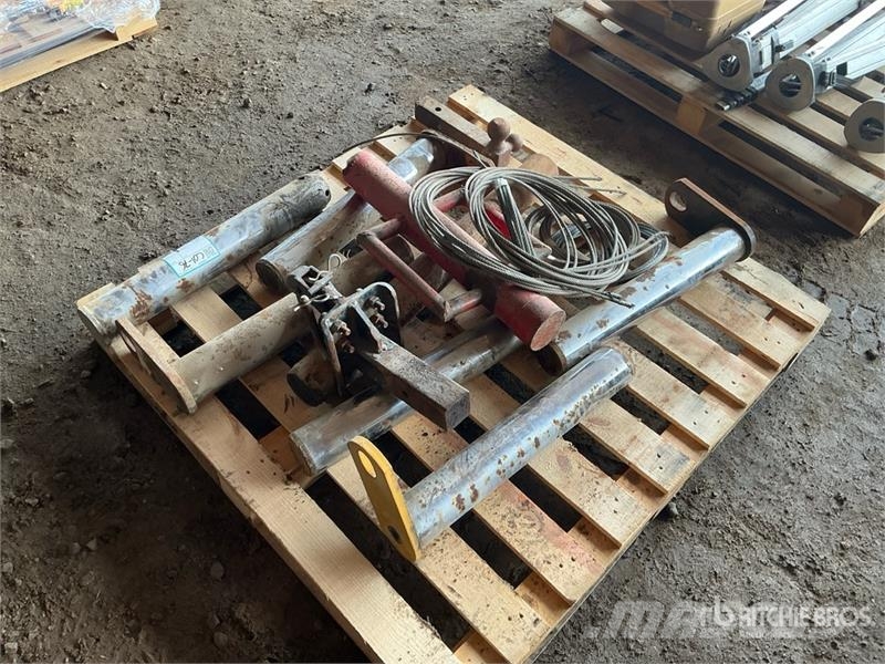 Quantity of Cylinder Metal Bars Other components