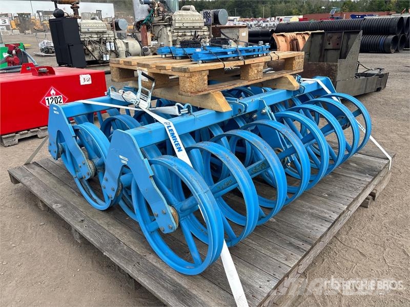 Quantity of Double Profile Ring 76 in Land Roller Rullmasinad