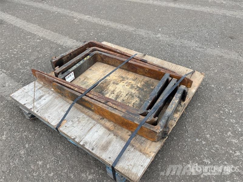 Quantity of Fork Attachment Građevinarske viljuške
