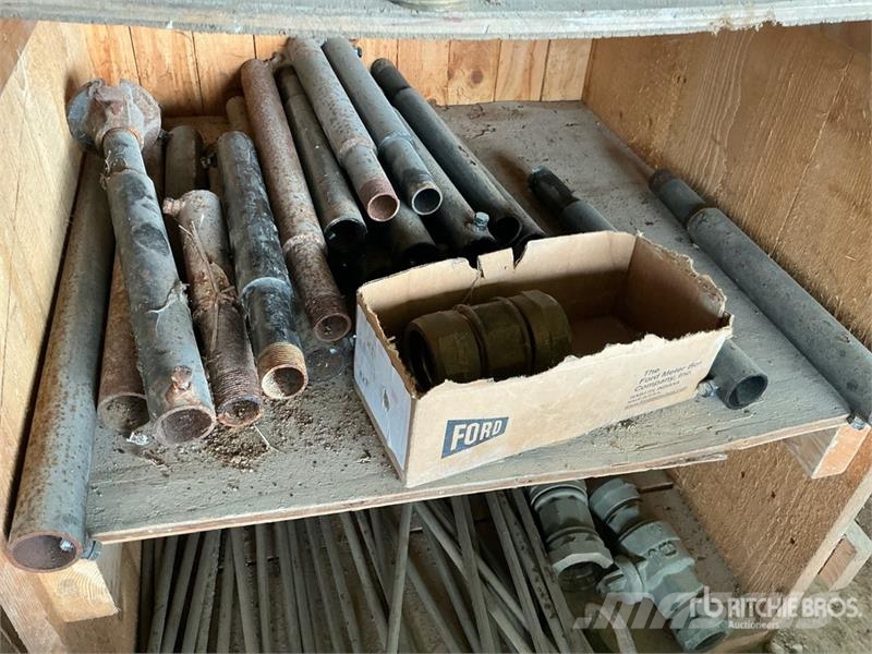 Quantity of Golf Clubs and Miscellaneous Drugi deli