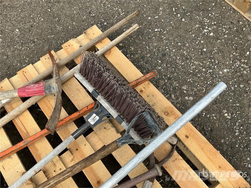 Quantity of Hand Tools Inne akcesoria