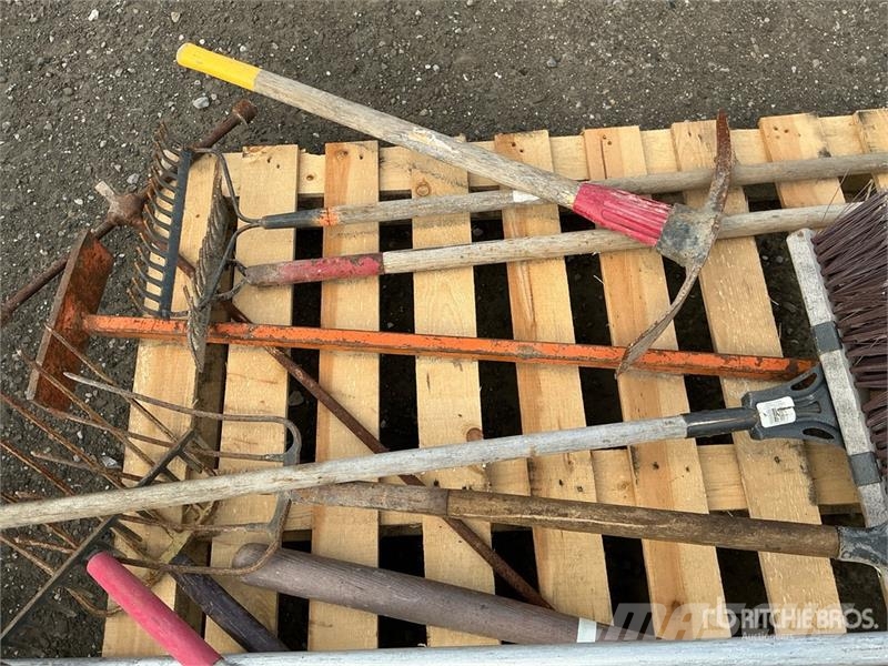 Quantity of Hand Tools Inne akcesoria