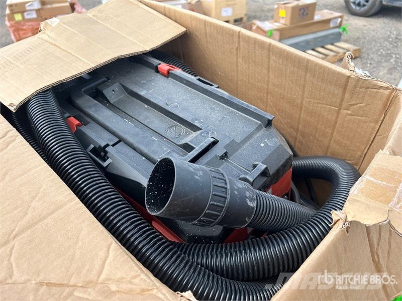 Quantity of Hilti Power Tools Olie- en gasboorapparatuur