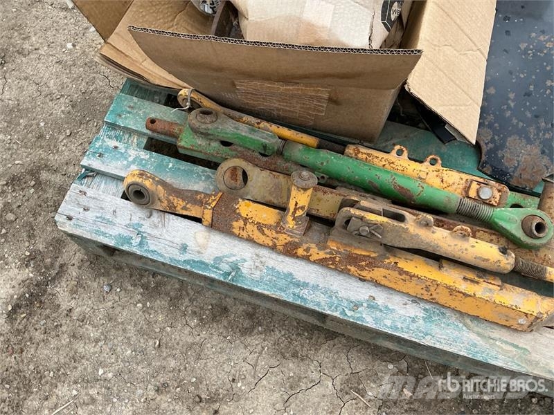 Quantity of Hitch Arms Other components
