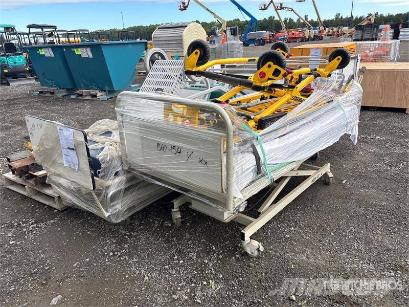 Quantity of Hospital Bed Tipper trucks