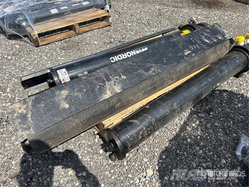 Quantity of Hydraulic Cylinders Ostale kargo komponente