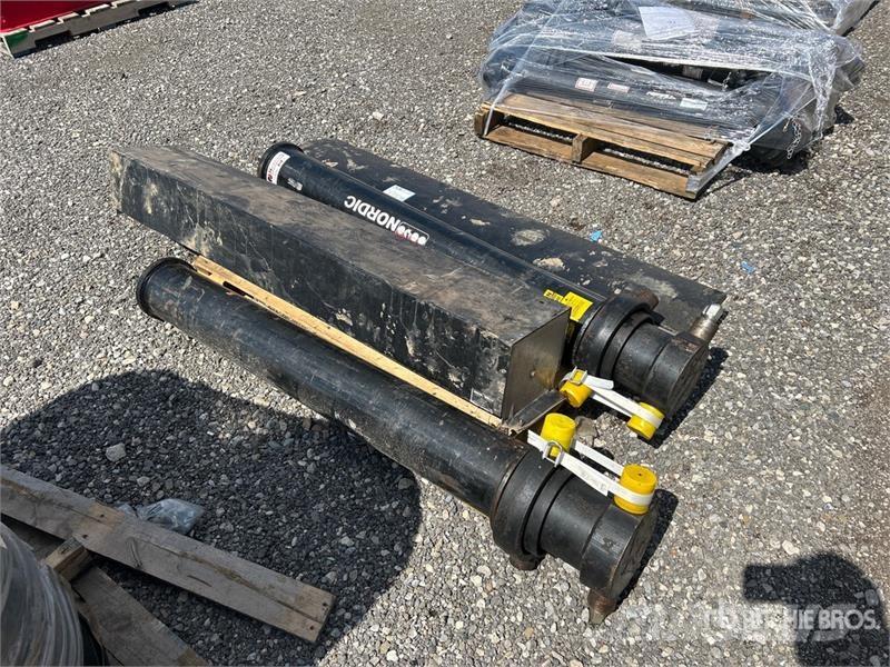 Quantity of Hydraulic Cylinders Ostale kargo komponente