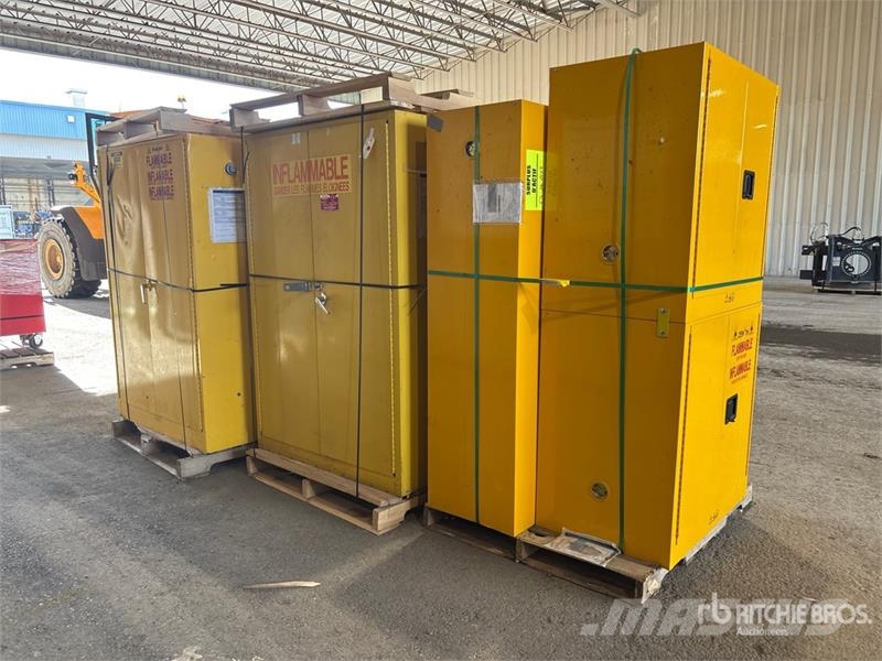  Quantity of Inflammables Storage Cabinet Andre komponenter