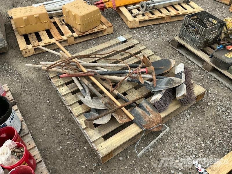 Quantity of Landscaping and Digging Tools Other components