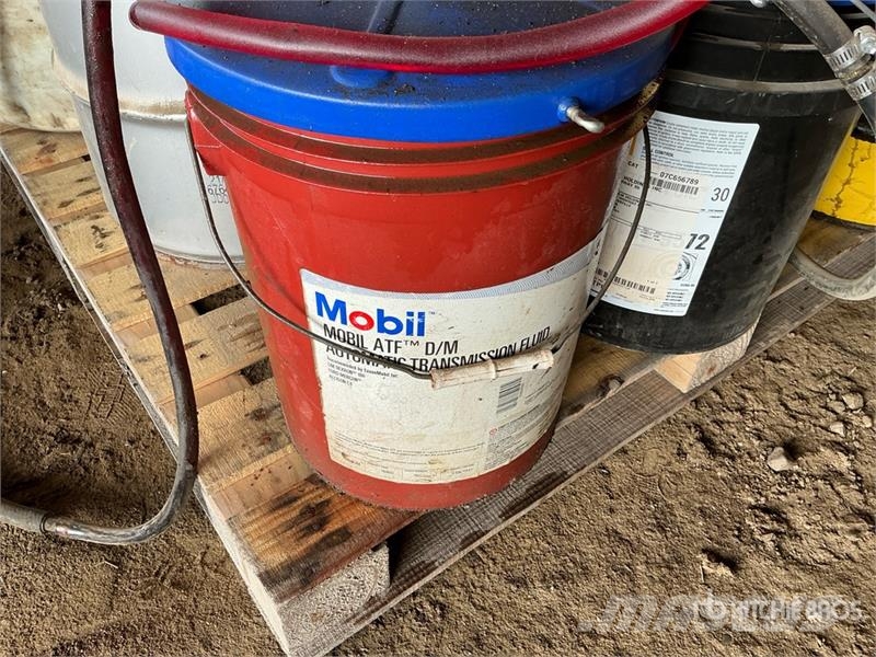 Quantity of Lubricant and Grease Pumps Other components