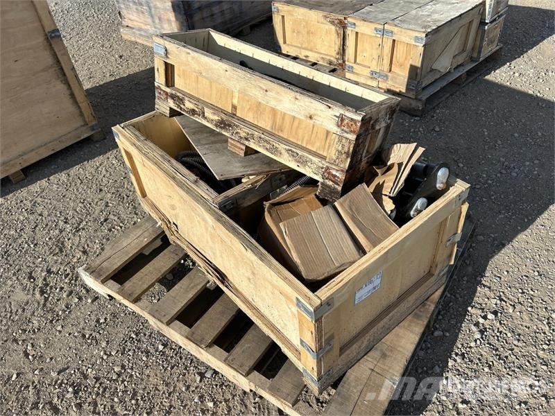  Quantity of  Machpro Mechanical Thumbs Hydraulic E Godet