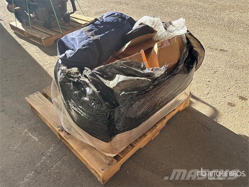 Quantity of Medical Supplies Camiones bañeras basculantes o volquetes