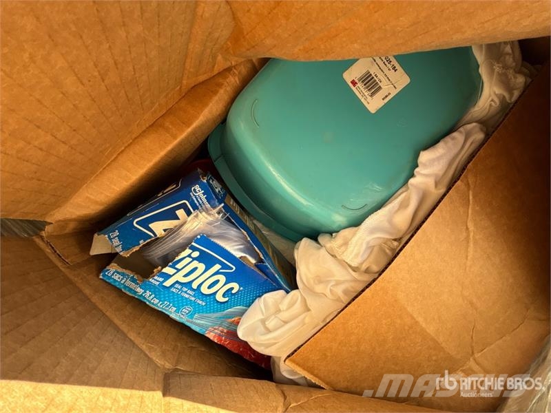 Quantity of Medical Supplies Camiones bañeras basculantes o volquetes